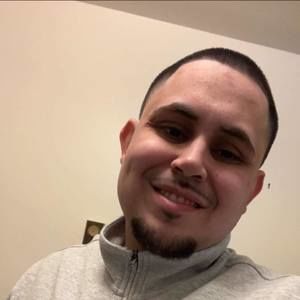 Meet your Posher, Luis